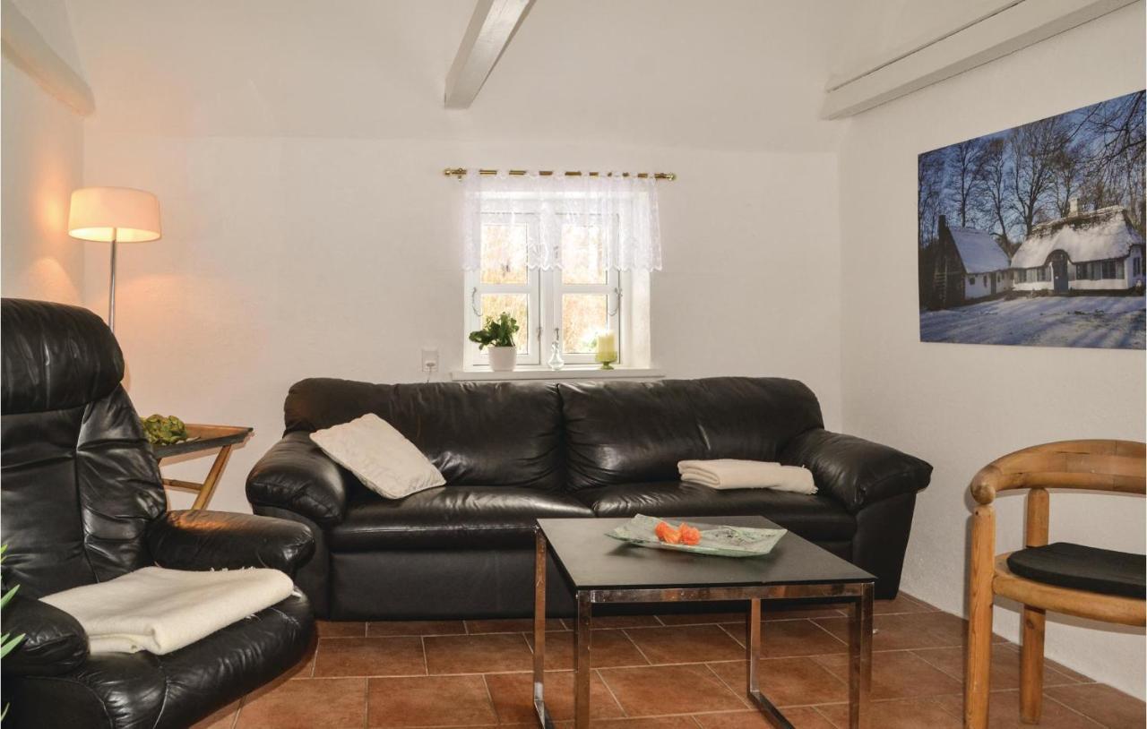 Lovely Home In Give With House A Panoramic View ภายนอก รูปภาพ